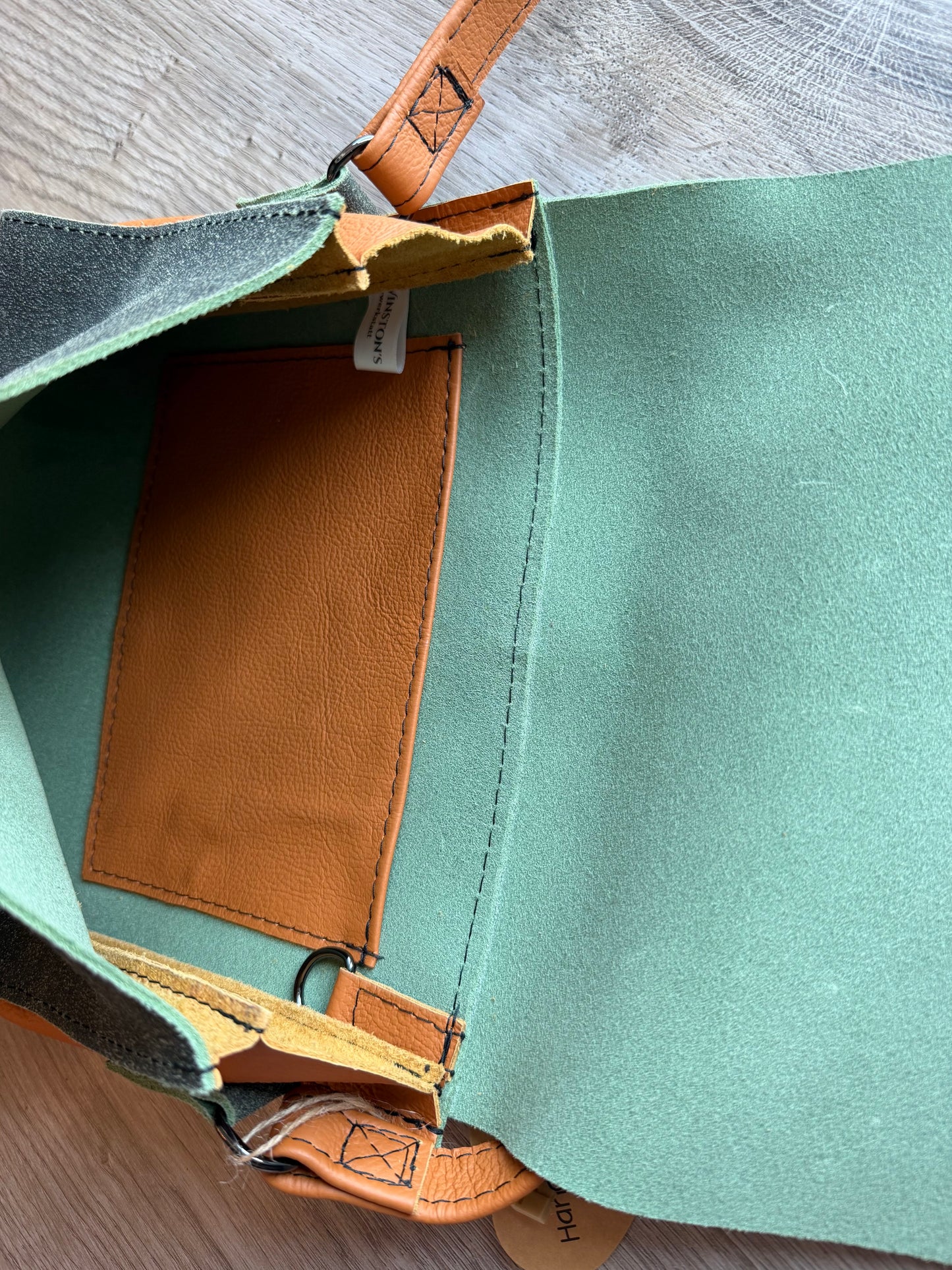 Tasche Trachtig Grün-Cognac