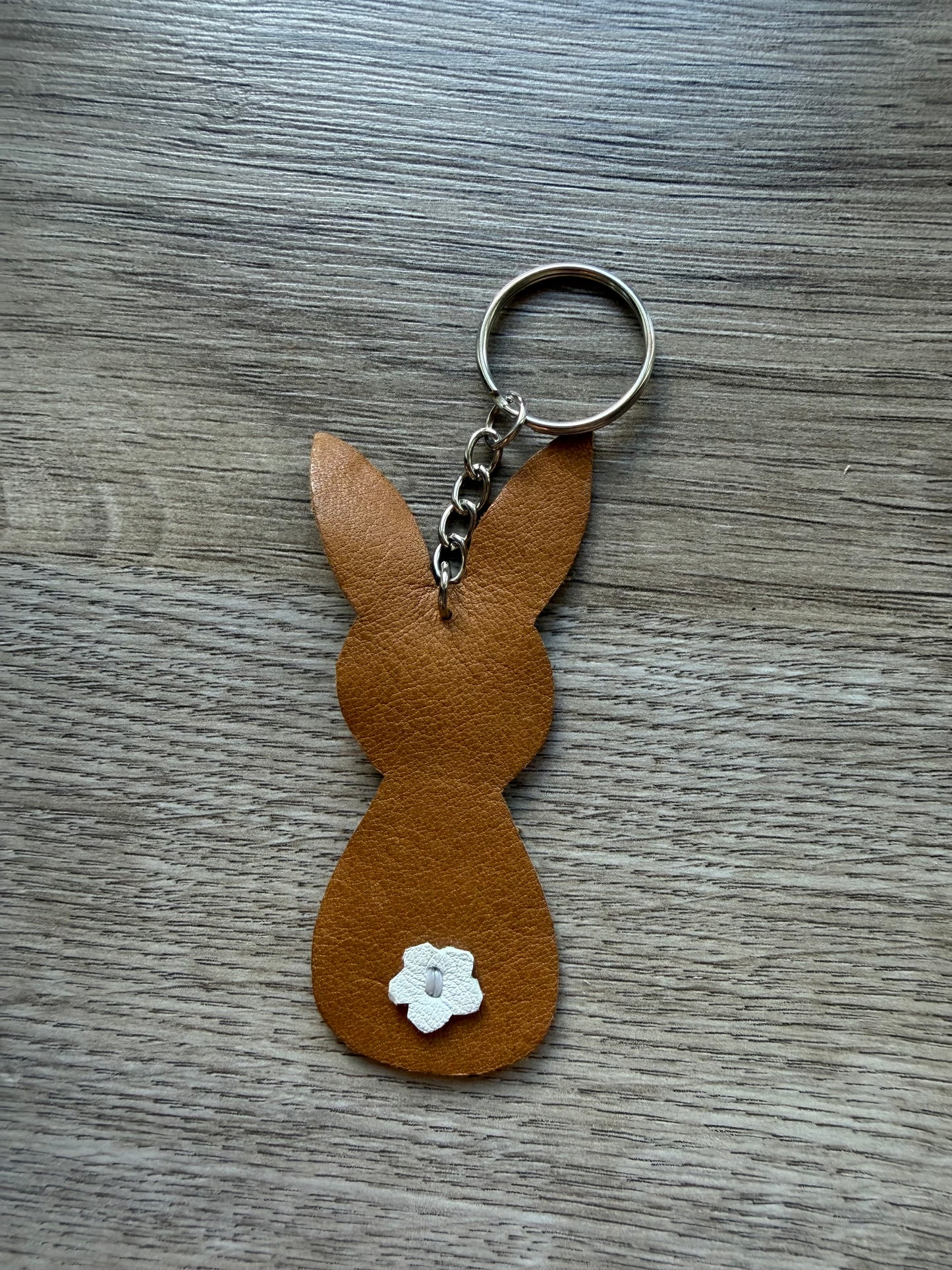 Hase mit Bommel