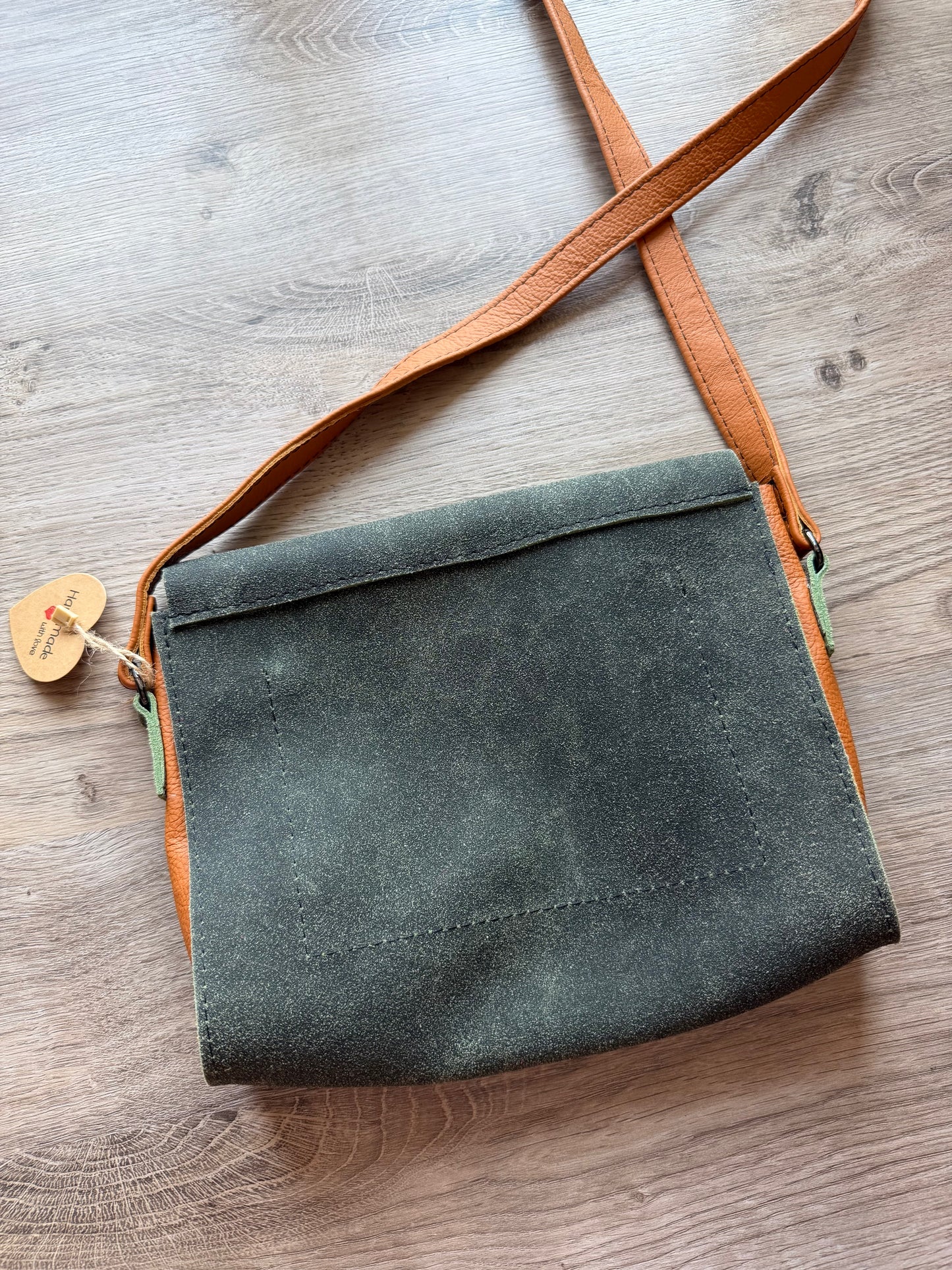 Tasche Trachtig Grün-Cognac