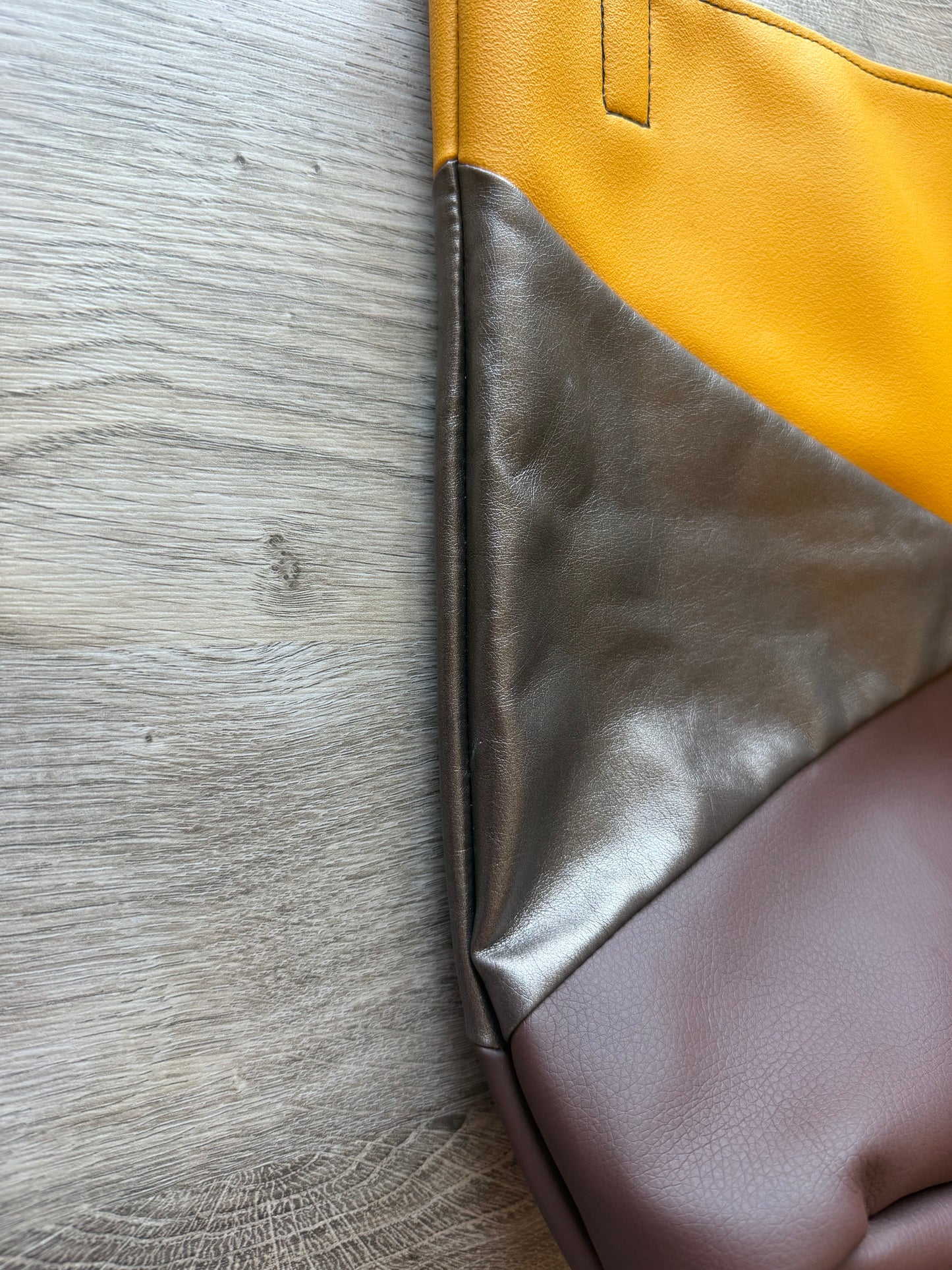 "Shopper" Dunkelgelb-Braun (Metallic)-Braun