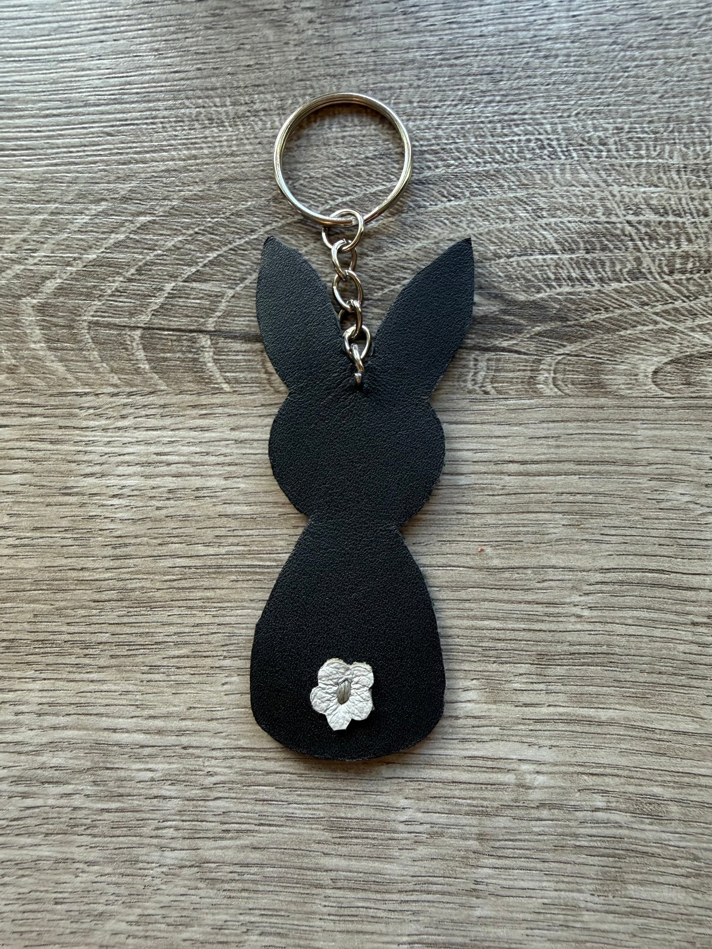 Hase mit Bommel